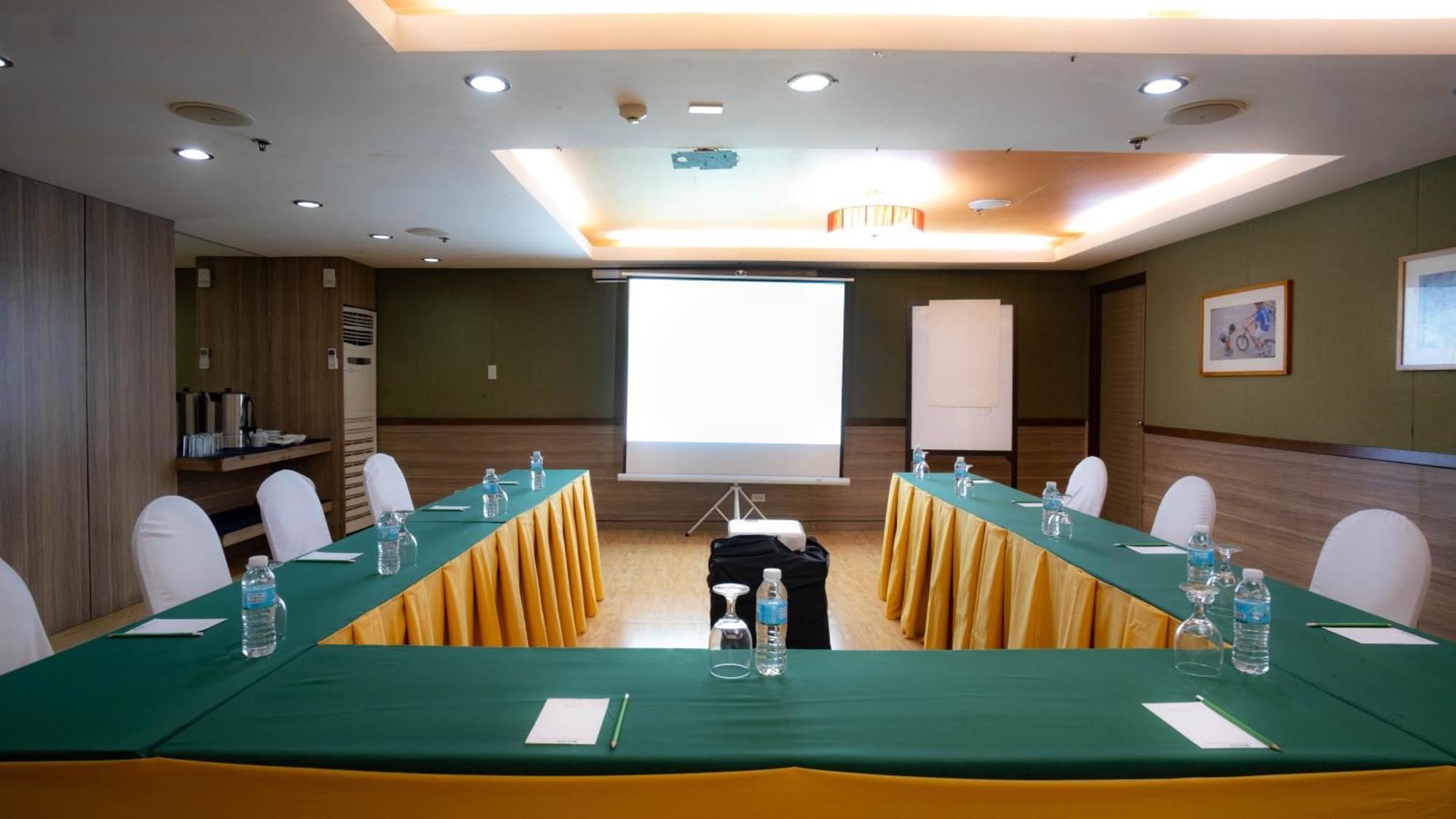 One Tagaytay Place Hotel Suites Official Account Tagaytay City Exteriér fotografie